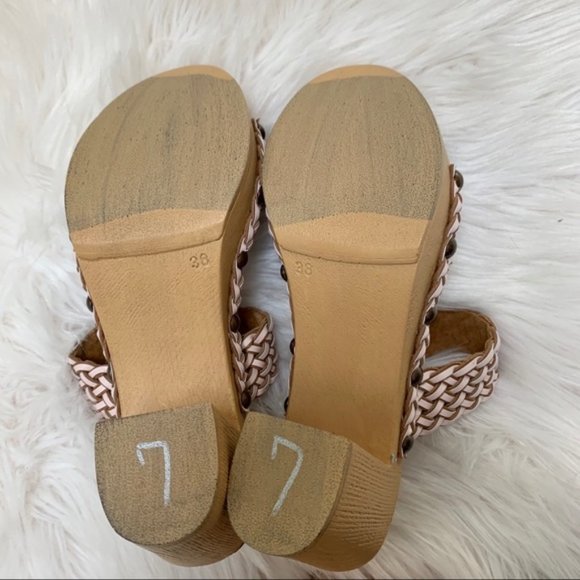 ModCloth Sbicca Vintage Clog Heel Sandals - Picture 6 of 7